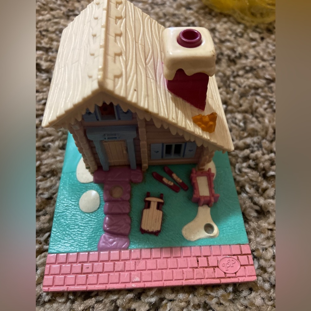 Vintage Polly Pocket Colorado/Snow Cabin